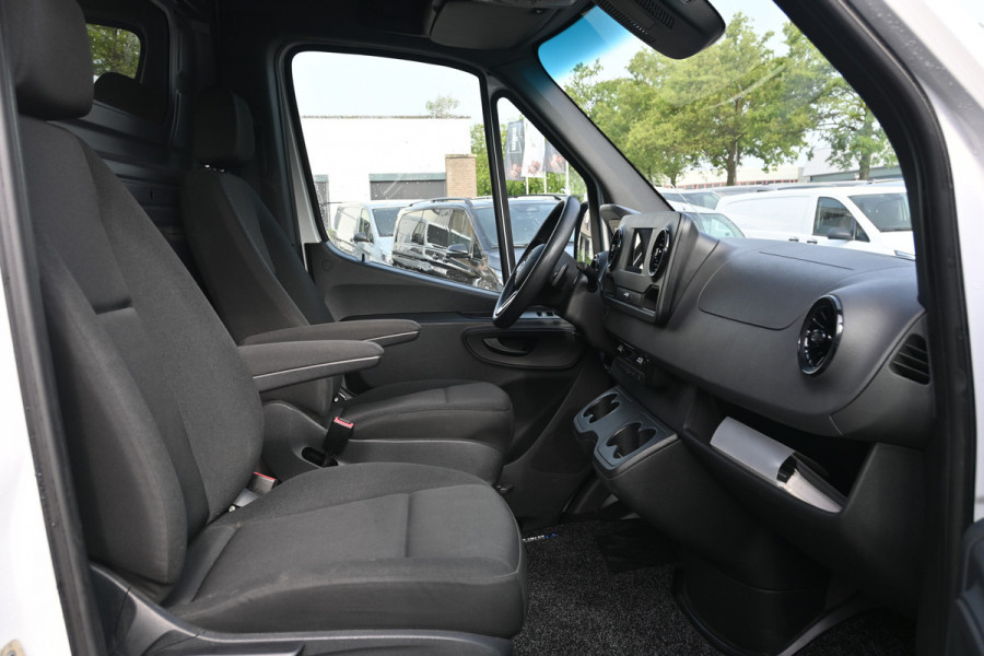 Mercedes-Benz Sprinter 516 CDI L2H2 2 Schuifdeuren, LED, MBUX met 360 graden Camera, Standkachel