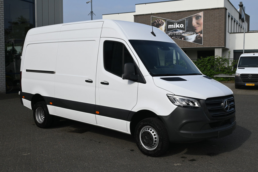 Mercedes-Benz Sprinter 516 CDI L2H2 2 Schuifdeuren, LED, MBUX met 360 graden Camera, Standkachel