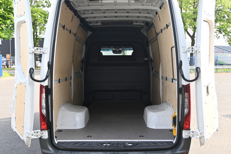 Mercedes-Benz Sprinter 516 CDI L2H2 2 Schuifdeuren, LED, MBUX met 360 graden Camera, Standkachel