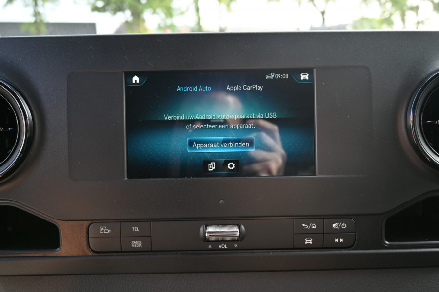 Mercedes-Benz Sprinter 317 CDI L3H2 RWD Geveerde stoel, MBUX met camera en Apple Carplay/Android Auto