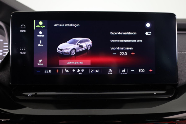 Škoda Octavia Combi 1.4 TSI PHEV Sportline Business 204 pk Automaat (DSG) | Verlengde garantie | Navigatie | Parkeersensoren achter | LED koplampen | Stoelverwarming |