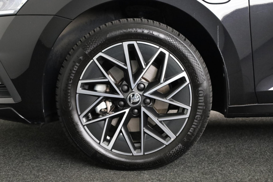 Škoda Octavia Combi 1.4 TSI PHEV Sportline Business 204 pk Automaat (DSG) | Verlengde garantie | Navigatie | Parkeersensoren achter | LED koplampen | Stoelverwarming |