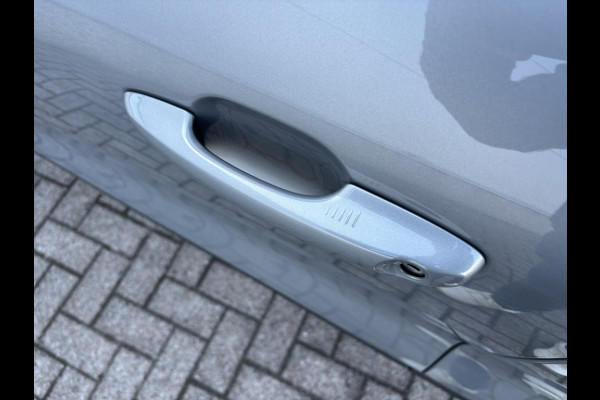 Ford Kuga 2.5 PHEV Titanium WINTERPACK! AGR STOELEN! KEYLESS!