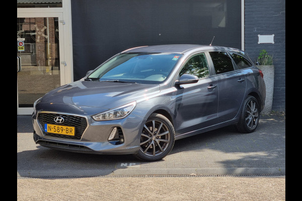 Hyundai i30 1.4 i-Drive NAVI / AIRCO / CRUISE / BLUETOOTH