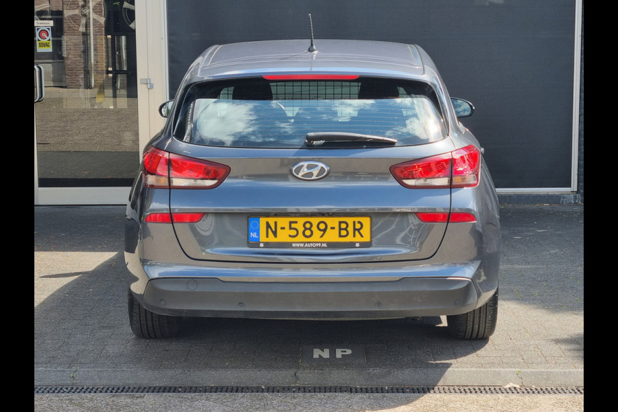 Hyundai i30 1.4 i-Drive NAVI / AIRCO / CRUISE / BLUETOOTH