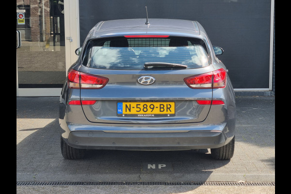 Hyundai i30 1.4 i-Drive NAVI / AIRCO / CRUISE / BLUETOOTH