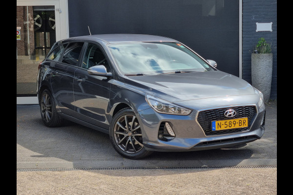 Hyundai i30 1.4 i-Drive NAVI / AIRCO / CRUISE / BLUETOOTH