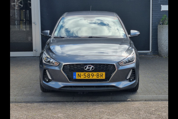 Hyundai i30 1.4 i-Drive NAVI / AIRCO / CRUISE / BLUETOOTH