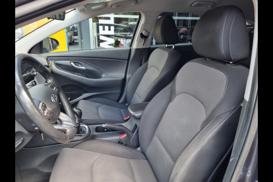 Hyundai i30 1.4 i-Drive NAVI / AIRCO / CRUISE / BLUETOOTH
