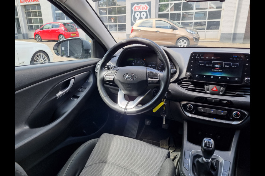 Hyundai i30 1.4 i-Drive NAVI / AIRCO / CRUISE / BLUETOOTH