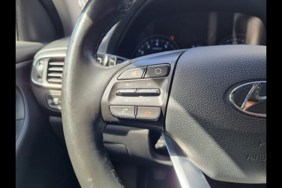 Hyundai i30 1.4 i-Drive NAVI / AIRCO / CRUISE / BLUETOOTH