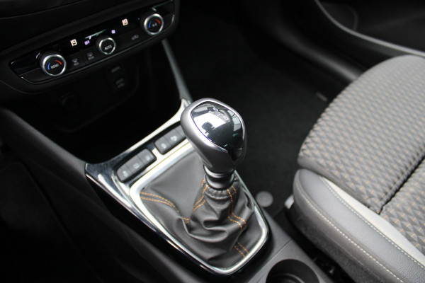 Opel Crossland X 1.2 Turbo Innovation | Trekhaak | Parkeerhulp | BLIS | Navigatie | Camera
