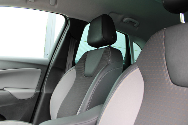 Opel Crossland X 1.2 Turbo Innovation | Trekhaak | Parkeerhulp | BLIS | Navigatie | Camera