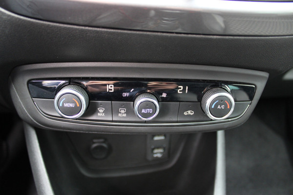 Opel Crossland X 1.2 Turbo Innovation | Trekhaak | Parkeerhulp | BLIS | Navigatie | Camera