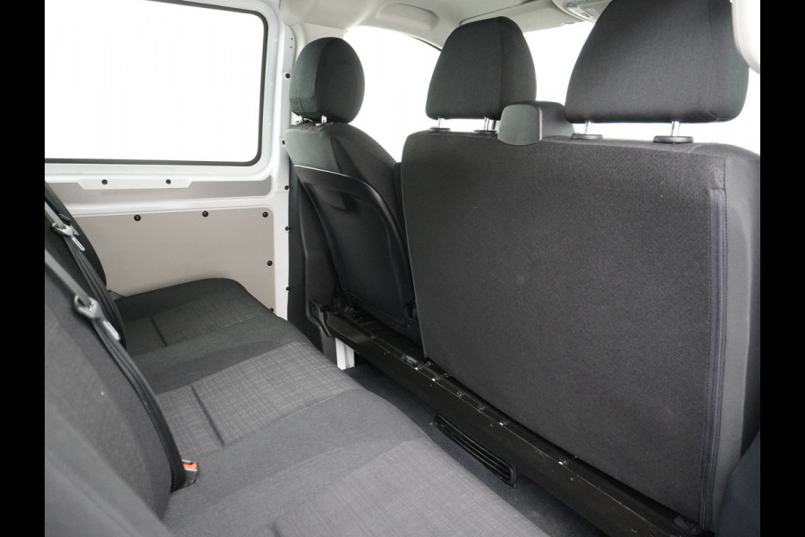 Mercedes-Benz Vito 114CDI AUT D.C Dubbele Cabine Lang 6-Pers. Airco Navi Camera Pdc Bluetooth Cruise Control Regen-Lichtsensor Pdc Betonplex Vloer Schuifdeur Imperiaal Bank voor Comfort 1e Eigenaar Euro 6