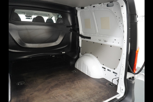Mercedes-Benz Vito 114CDI AUT D.C Dubbele Cabine Lang 6-Pers. Airco Navi Camera Pdc Bluetooth Cruise Control Regen-Lichtsensor Pdc Betonplex Vloer Schuifdeur Imperiaal Bank voor Comfort 1e Eigenaar Euro 6