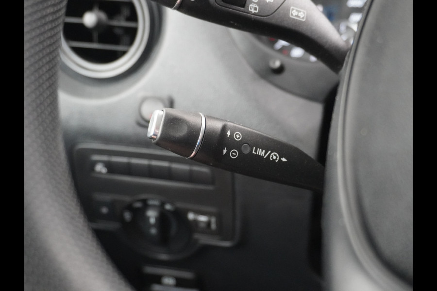 Mercedes-Benz Vito 114CDI AUT D.C Dubbele Cabine Lang 6-Pers. Airco Navi Camera Pdc Bluetooth Cruise Control Regen-Lichtsensor Pdc Betonplex Vloer Schuifdeur Imperiaal Bank voor Comfort 1e Eigenaar Euro 6