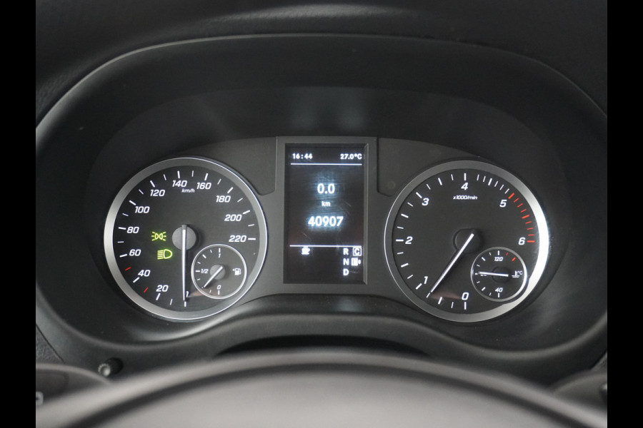 Mercedes-Benz Vito 114CDI AUT D.C Dubbele Cabine Lang 6-Pers. Airco Navi Camera Pdc Bluetooth Cruise Control Regen-Lichtsensor Pdc Betonplex Vloer Schuifdeur Imperiaal Bank voor Comfort 1e Eigenaar Euro 6