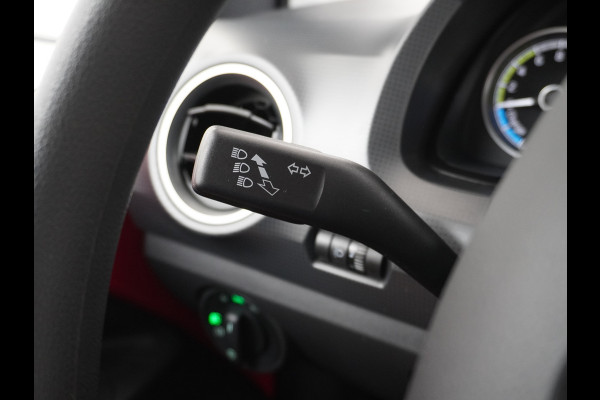 Škoda Citigo e-iV EV 36kWh Climate Control Bluetooth Verkeersborddetectie Led Esp Smartphone integratie Rijstrooksensor Verkeersbord detectie Ambition Grote Accu! Garantie op de accu tot 19-03-2028/160.000km. 1.235kg licht!