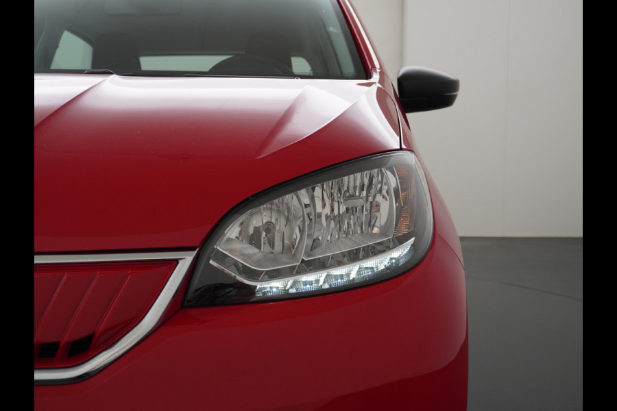 Škoda Citigo e-iV EV 36kWh Climate Control Bluetooth Verkeersborddetectie Led Esp Smartphone integratie Rijstrooksensor Verkeersbord detectie Ambition Grote Accu! Garantie op de accu tot 19-03-2028/160.000km. 1.235kg licht!