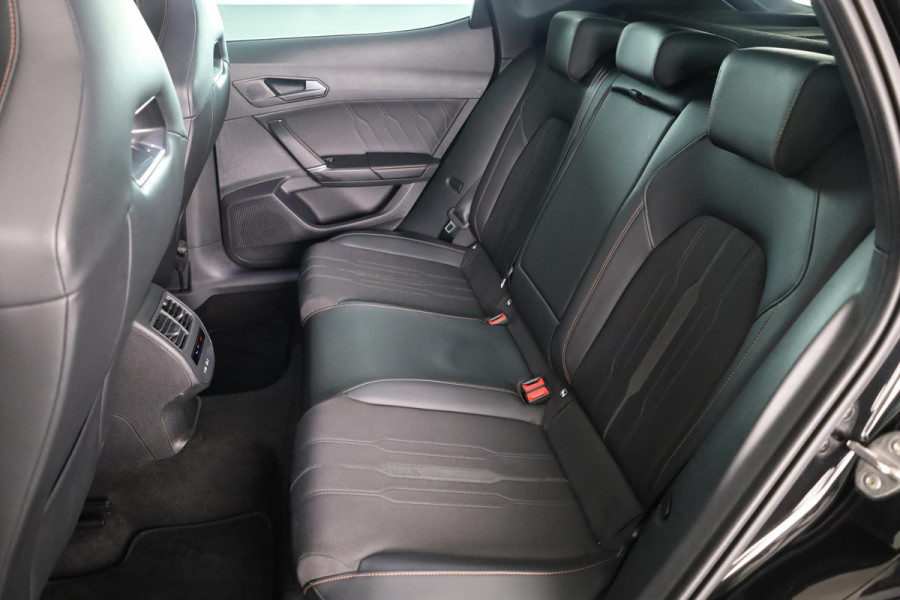 CUPRA Formentor 1.4 e-Hybrid VZ Performance 245 pk | Navigatie | Parkeersensoren (Park assist) | Achteruitrijcamera | Adaptieve cruise control | LED koplampen | Autom. airco |