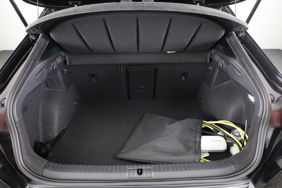 CUPRA Formentor 1.4 e-Hybrid VZ Performance 245 pk | Navigatie | Parkeersensoren (Park assist) | Achteruitrijcamera | Adaptieve cruise control | LED koplampen | Autom. airco |