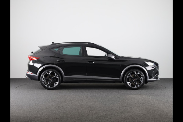 CUPRA Formentor 1.4 e-Hybrid VZ Performance 245 pk | Navigatie | Parkeersensoren (Park assist) | Achteruitrijcamera | Adaptieve cruise control | LED koplampen | Autom. airco |
