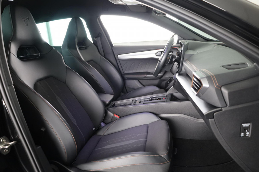 CUPRA Formentor 1.4 e-Hybrid VZ Performance 245 pk | Navigatie | Parkeersensoren (Park assist) | Achteruitrijcamera | Adaptieve cruise control | LED koplampen | Autom. airco |