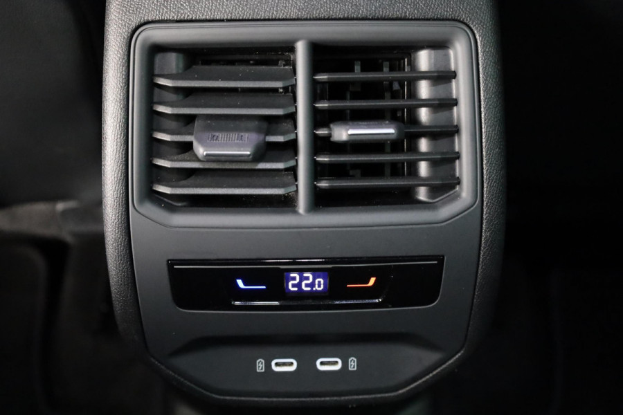 CUPRA Formentor 1.4 e-Hybrid VZ Performance 245 pk | Navigatie | Parkeersensoren (Park assist) | Achteruitrijcamera | Adaptieve cruise control | LED koplampen | Autom. airco |