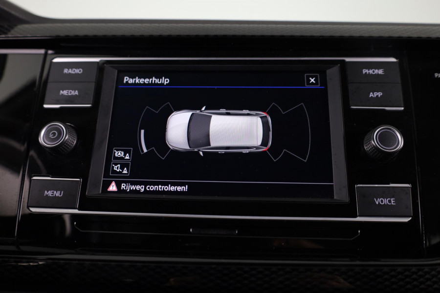 Volkswagen Polo 1.0 TSI Life 95 pk | Navigatie via App | Parkeersensoren | Adaptieve cruise control | LED koplampen | Apple Carplay/Android Auto |