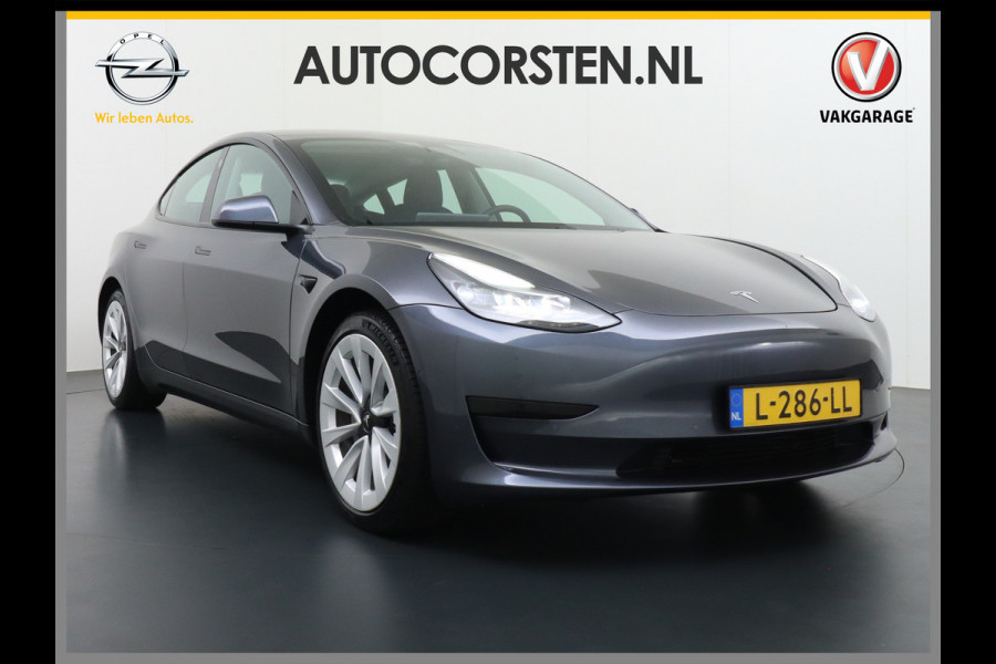 Tesla Model 3 RWD + 60kWh 325PK Facelift 19" Warmtepomp! Elek.Achterklep Lmv Draadloze laadpads  FSD-3 Computer  AutoPilot Leder PanoDak Adapt Ecc Navi LED Comfortstoelen ACC DAB Voorverwarmen interieur Keyless One-Pedal-Drive Origineel Nederlandse auto tot 11kw laden thuis! Garantie Accu tot 14-12-2029 max 160.000km 1584kg licht!