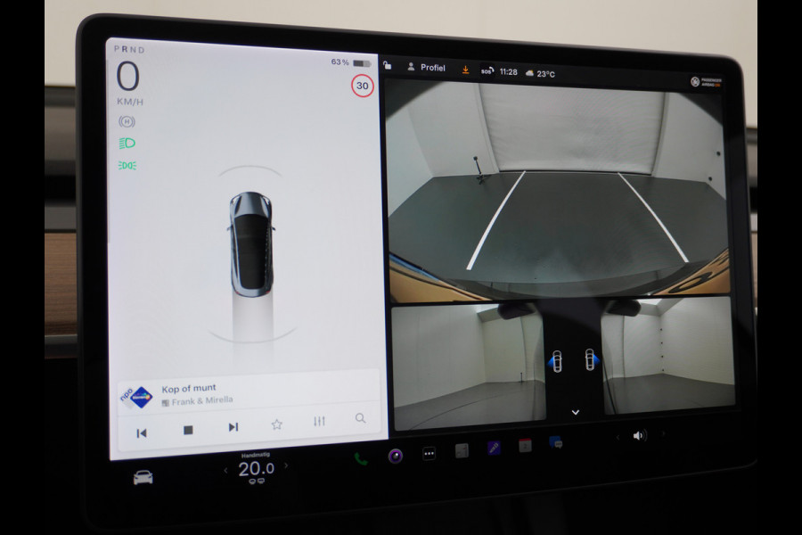 Tesla Model 3 RWD + 60kWh 325PK Facelift 19" Warmtepomp! Elek.Achterklep Lmv Draadloze laadpads  FSD-3 Computer  AutoPilot Leder PanoDak Adapt Ecc Navi LED Comfortstoelen ACC DAB Voorverwarmen interieur Keyless One-Pedal-Drive Origineel Nederlandse auto tot 11kw laden thuis! Garantie Accu tot 14-12-2029 max 160.000km 1584kg licht!
