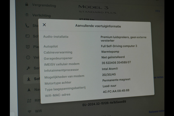 Tesla Model 3 RWD + 60kWh 325PK Facelift 19" Warmtepomp! Elek.Achterklep Lmv Draadloze laadpads  FSD-3 Computer  AutoPilot Leder PanoDak Adapt Ecc Navi LED Comfortstoelen ACC DAB Voorverwarmen interieur Keyless One-Pedal-Drive Origineel Nederlandse auto tot 11kw laden thuis! Garantie Accu tot 14-12-2029 max 160.000km 1584kg licht!