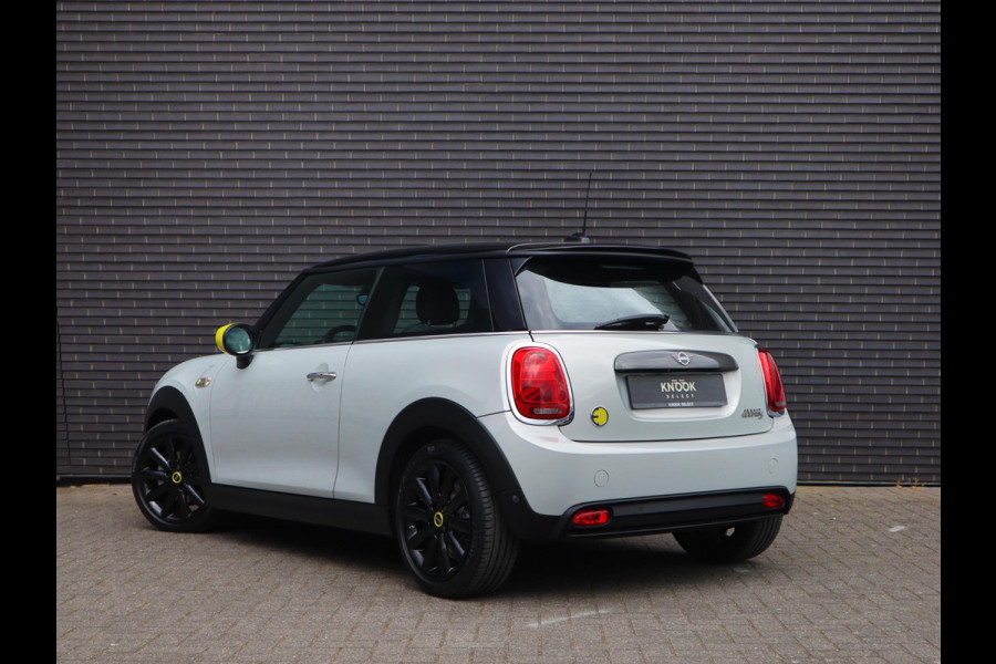 MINI Electric Essential 33 kWh