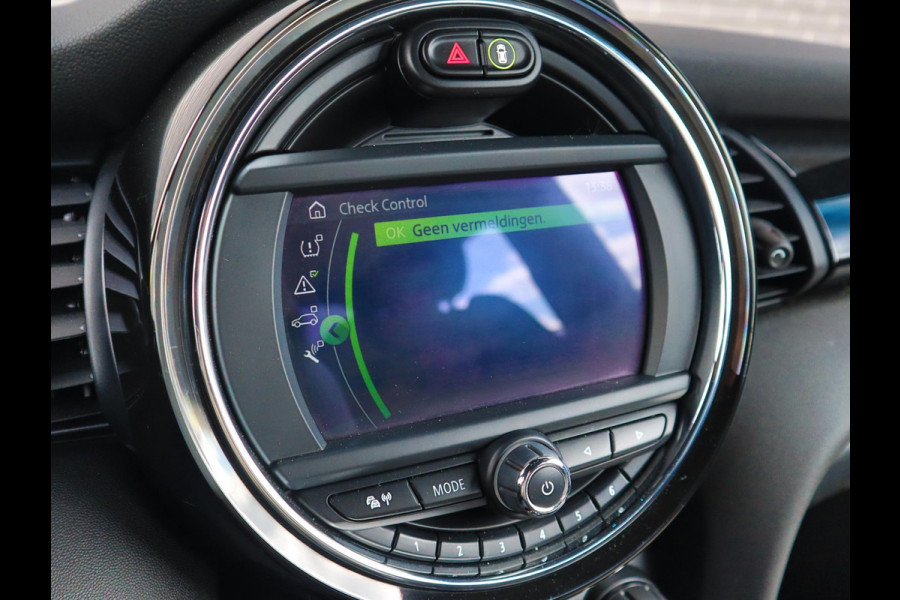 MINI Electric Essential 33 kWh