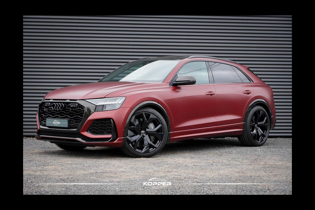 Audi RS Q8 4.0 TFSI Q8 quattro / Keramisch / Mat PPF / Pano / B&O / Massage Audi RS Q8 4.0 TFSI Q8 quattro / Keramisch / Mat PPF / Pano / B&O / Massage