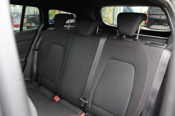 Ford FOCUS Wagon 1.5 EcoBoost ST Line Business Automaat 150PK | Winterpack | Full LED | Adaptive Cruise Control | Navigatie | Climate Control |