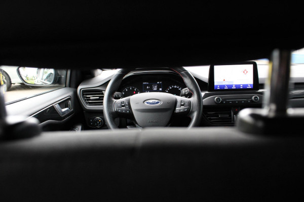 Ford FOCUS Wagon 1.5 EcoBoost ST Line Business Automaat 150PK | Winterpack | Full LED | Adaptive Cruise Control | Navigatie | Climate Control |