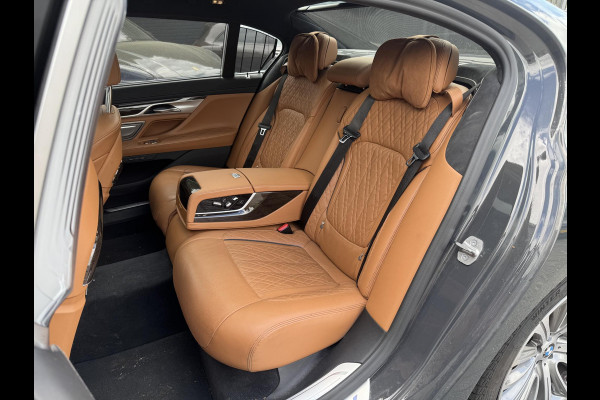 BMW 7 Serie 740Ld xDrive High Executive | Panoramadak | 360* Camera | Laser | Head-Up Display | Massage | Stoelventilatie/Verwarming |