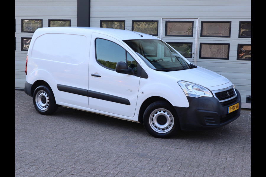 Peugeot Partner 1.6 BlueHDi 75pk Euro 6 - NAP - Trekhaak - Airco