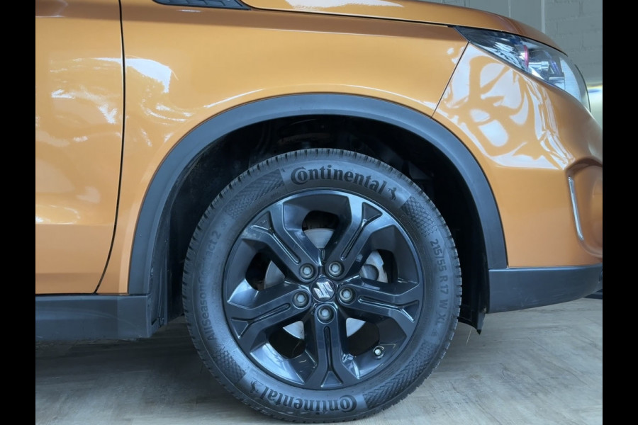 Suzuki Vitara 1.4 S AUT | Allgrip | Navi | 17" | Led | ACC | Alcantara | Stoelverwarming | Camera | Afneembare Trekhaak! Dealer onderhouden!