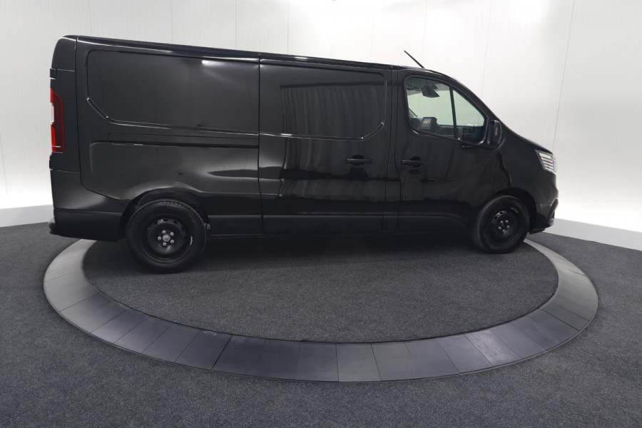 Renault Trafic 2.0 dCi 130 T30 L2H1 Work Edition | Navigatie | Camera | Parkeersensoren | Vloerplaat