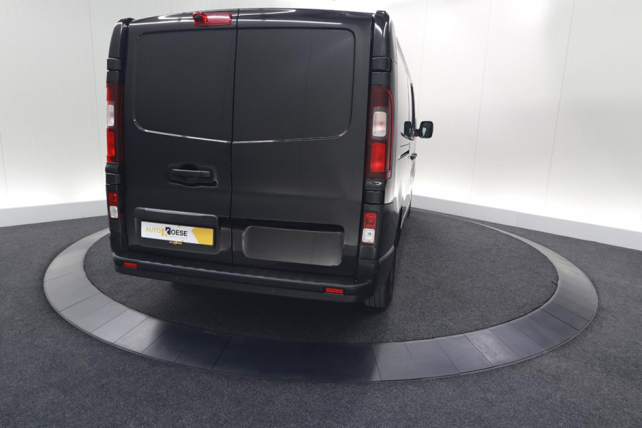 Renault Trafic 2.0 dCi 130 T30 L2H1 Work Edition | Navigatie | Camera | Parkeersensoren | Vloerplaat