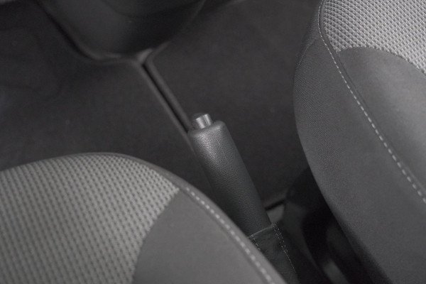 Renault Trafic 2.0 dCi 130 T30 L2H1 Work Edition | Navigatie | Camera | Parkeersensoren | Vloerplaat