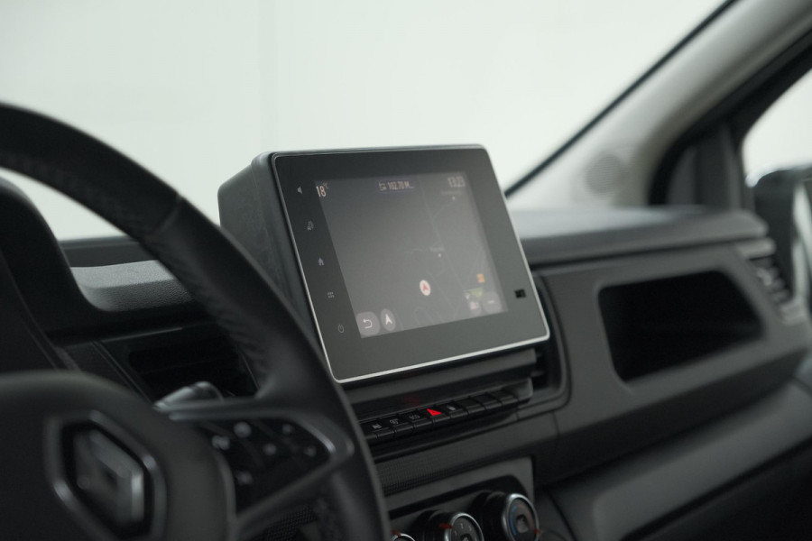 Renault Trafic 2.0 dCi 130 T30 L2H1 Work Edition | Navigatie | Camera | Parkeersensoren | Vloerplaat