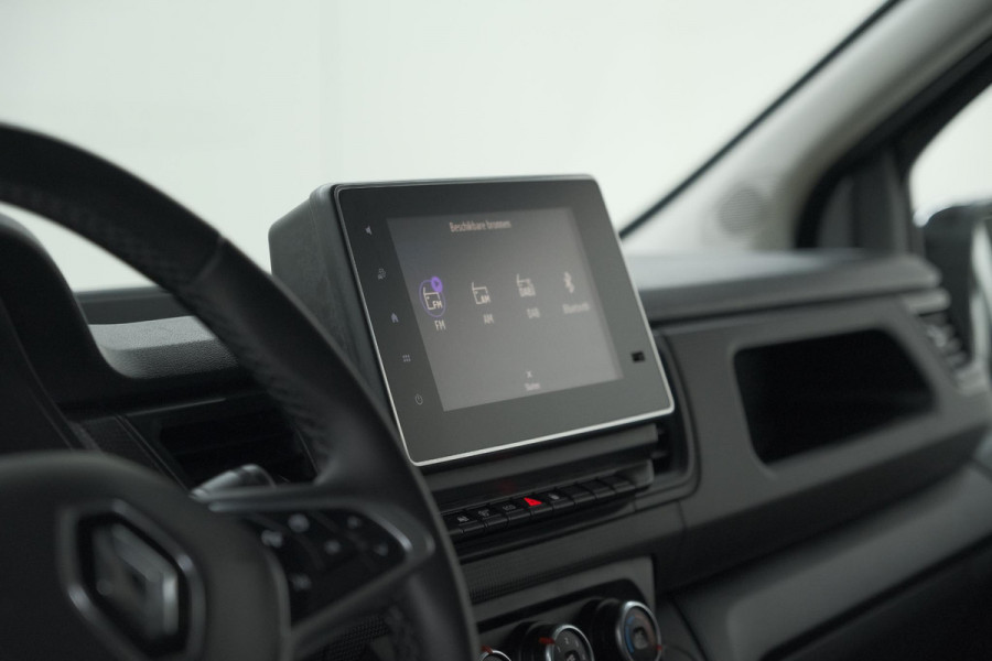 Renault Trafic 2.0 dCi 130 T30 L2H1 Work Edition | Navigatie | Camera | Parkeersensoren | Vloerplaat