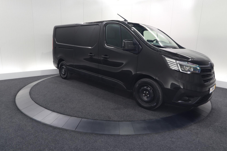 Renault Trafic 2.0 dCi 130 T30 L2H1 Work Edition | Navigatie | Camera | Parkeersensoren | Vloerplaat