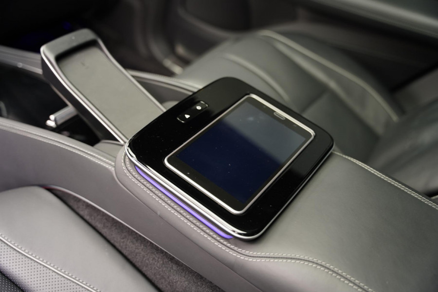 Mercedes-Benz GLS 600 Maybach First Class Seats NL-Auto