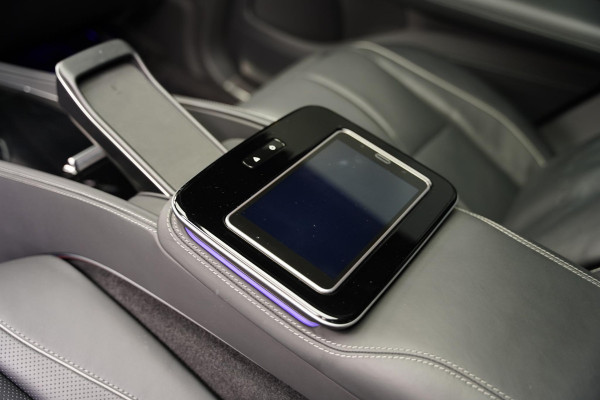 Mercedes-Benz GLS 600 Maybach First Class Seats NL-Auto