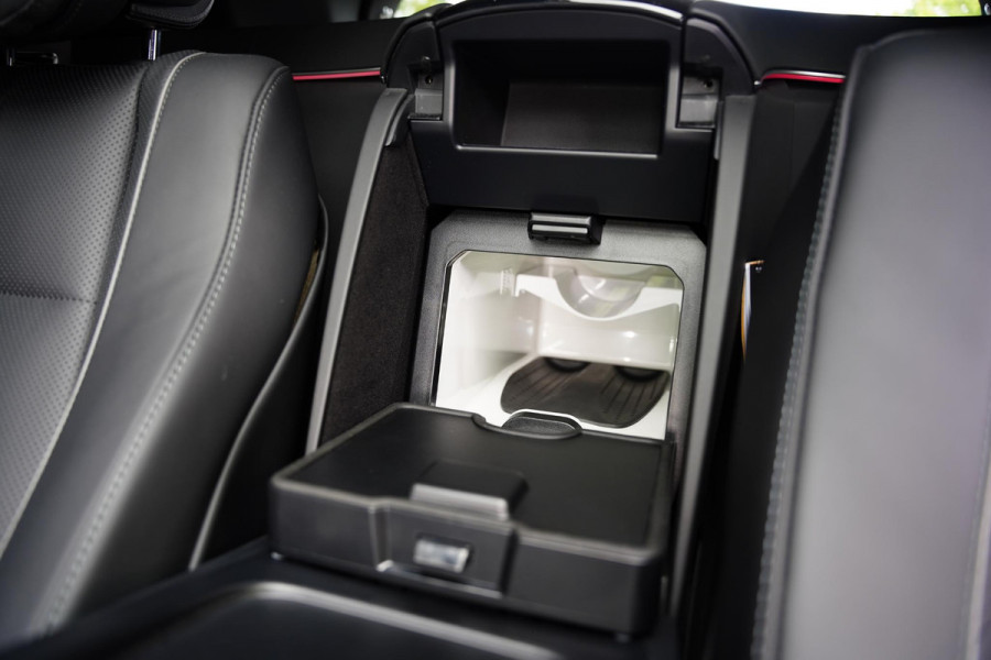 Mercedes-Benz GLS 600 Maybach First Class Seats NL-Auto